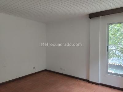 Apartamento de 2 alcobas en venta en El Poblado, Medellín, 80 m² · foto 11 de 16