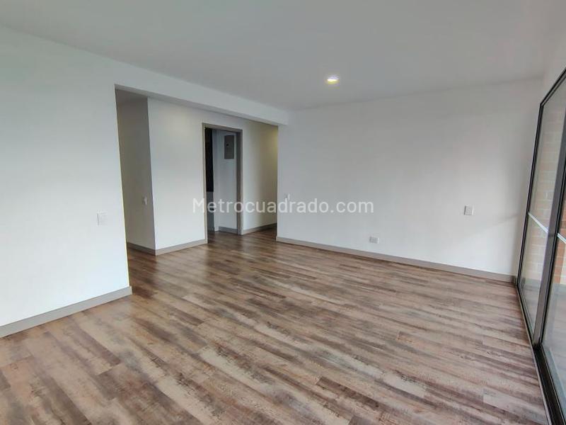 2BR Apartment with Amenities in El Poblado - 3