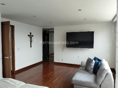 Apartamento de 3 alcobas en venta en El Poblado, Medellín, 227 m² · foto 11 de 19