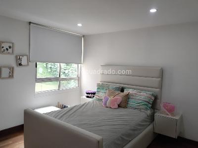 Apartamento de 3 alcobas en venta en El Poblado, Medellín, 227 m² · foto 15 de 19