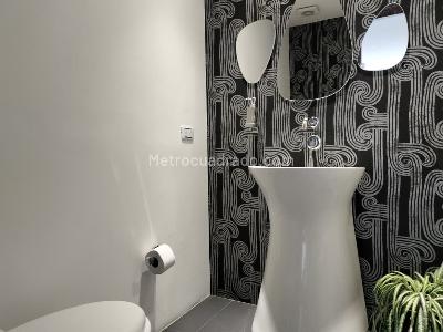 Apartamento de 3 alcobas en venta en El Poblado, Medellín, 227 m² · foto 19 de 19