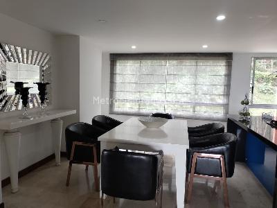 Apartamento de 3 alcobas en venta en El Poblado, Medellín, 227 m² · foto 5 de 19
