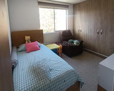 Apartamento de 3 alcobas en venta en El Diamante No. 2, Medellín, 125 m² · foto 5 de 10