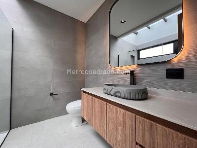 Casa de 4 alcobas en venta en Llanogrande, Rionegro · foto 16 de 19