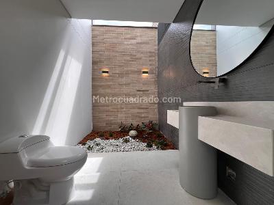 Casa de 4 alcobas en venta en Llanogrande, Rionegro · foto 17 de 19