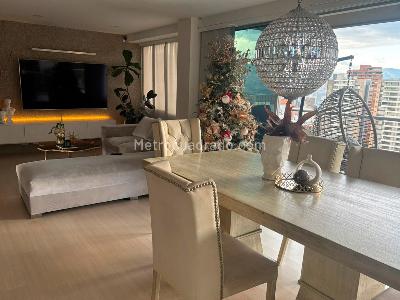 Apartamento en venta en El Poblado, Medellín · foto 2 de 10