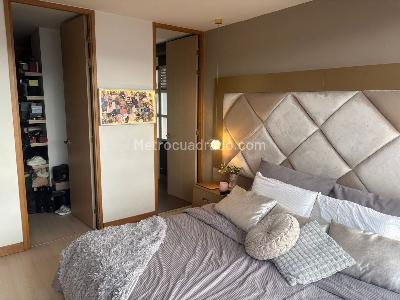 Apartamento en venta en El Poblado, Medellín · foto 6 de 10