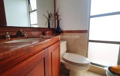 Apartamento en venta en El Poblado, Medellín · foto 13 de 15