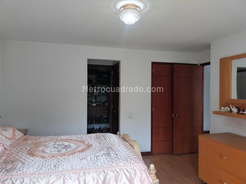 3BR Apartment for Rent in Gated Community, El Poblado - 9