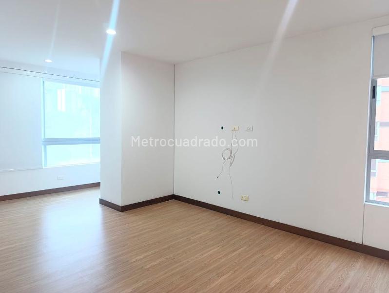 Apartamento Moderno de 2 Alcobas con Sala de TV en El Poblado - 9