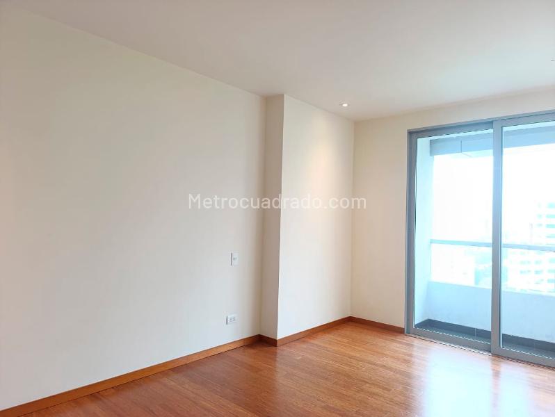 Cozy 1BR Studio with Balcony in El Poblado - 4