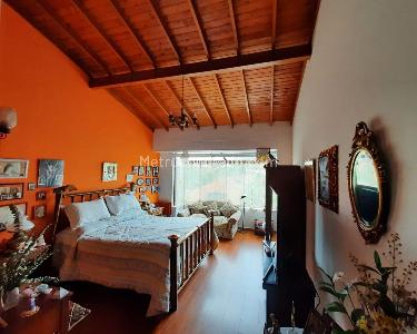 Casa de 3 alcobas en venta en El Poblado, Medellín, 245 m² · foto 11 de 14