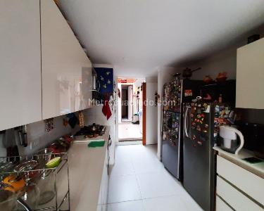 Casa de 3 alcobas en venta en El Poblado, Medellín, 245 m² · foto 5 de 14