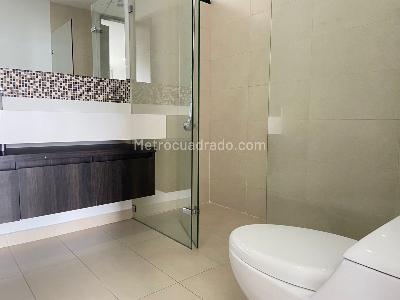 Apartamento de 2 alcobas en arriendo en Sabaneta, Sabaneta, 90 m² · foto 18 de 19