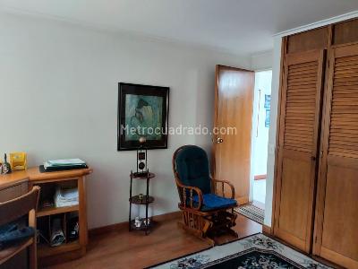 Apartamento de 4 alcobas en venta en El Poblado, Medellín, 198 m² · foto 15 de 18
