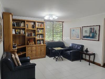 Apartamento de 4 alcobas en venta en El Poblado, Medellín, 198 m² · foto 8 de 18