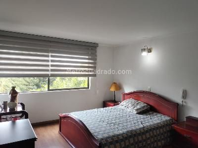 Apartamento de 4 alcobas en venta en El Poblado, Medellín, 198 m² · foto 9 de 18