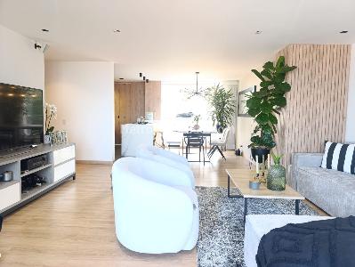Apartamento de 3 alcobas en venta en El Tesoro, Medellín, 125 m² · foto 2 de 20