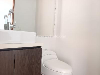 Apartamento de 1 alcoba en arriendo en El Poblado, Medellín, 57 m² · foto 14 de 15