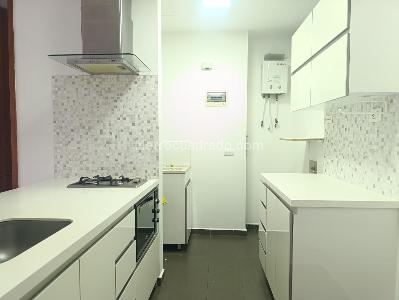 Apartamento de 1 alcoba en arriendo en El Poblado, Medellín, 57 m² · foto 7 de 15