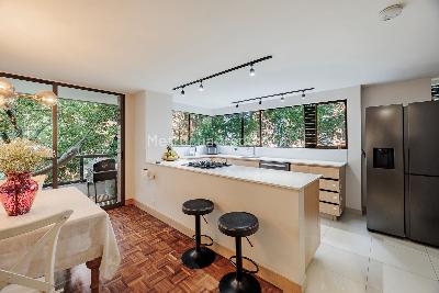 Apartamento de 3 alcobas en venta en El Poblado, Medellín, 175 m² · foto 6 de 19