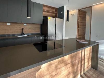 Apartamento en venta en Envigado, Envigado · foto 3 de 12