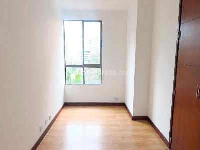 Apartamento de 2 alcobas en venta en El Poblado, Medellín, 106 m² · foto 9 de 18