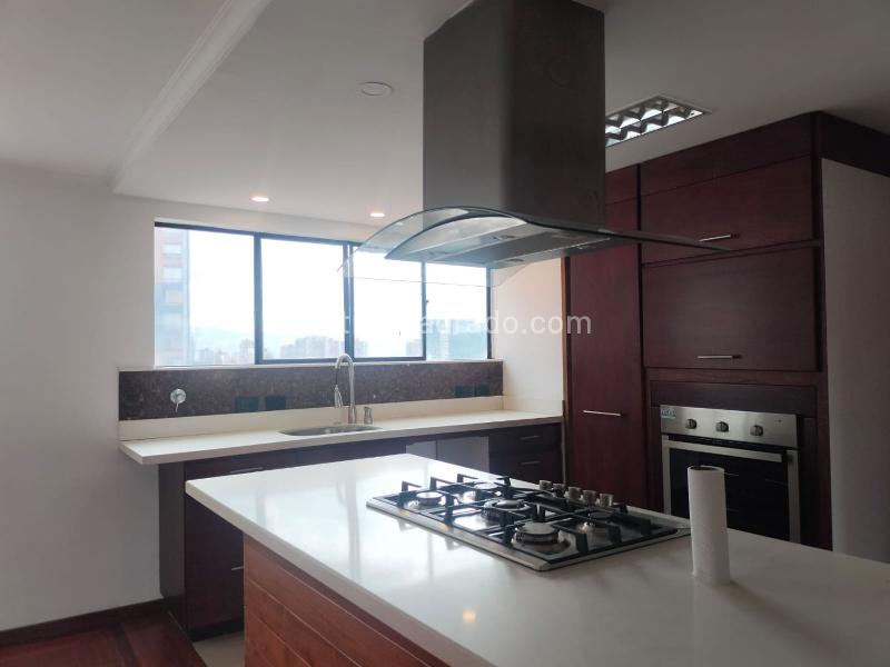 Dúplex de 2 Alcobas en El Poblado con Jacuzzi - 6