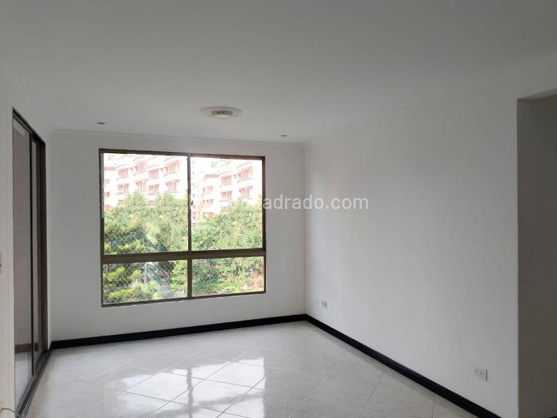 3BR Apartment in ENVIGADO (80 m²) - 2