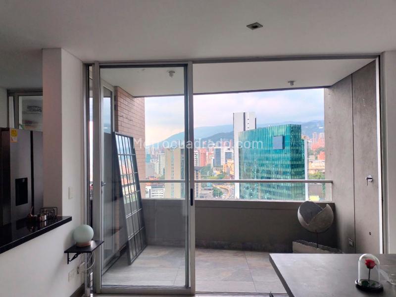 Furnished 3BR Apartment with Balconies in El Poblado - 2