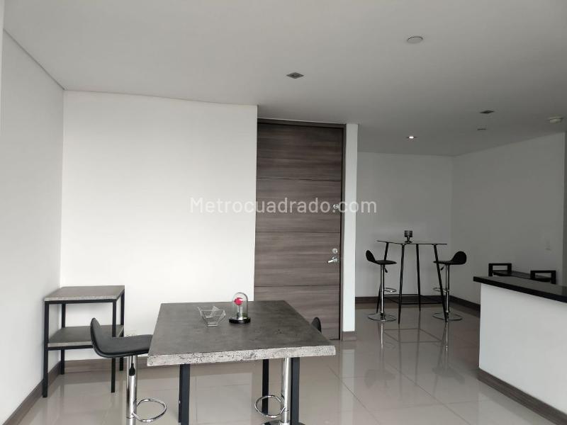 Furnished 3BR Apartment with Balconies in El Poblado - 3