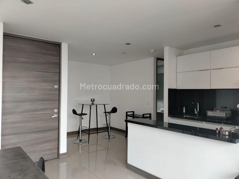 Furnished 3BR Apartment with Balconies in El Poblado - 4