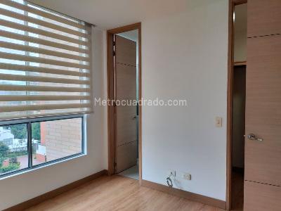 Apartamento de 3 alcobas en venta en La Florida, Medellín, 187 m² · foto 13 de 19