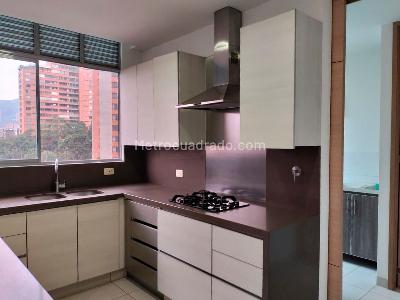 Apartamento de 3 alcobas en venta en La Florida, Medellín, 187 m² · foto 7 de 19