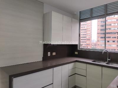 Apartamento de 3 alcobas en venta en La Florida, Medellín, 187 m² · foto 9 de 19