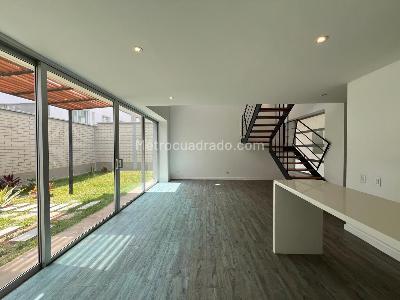 Casa de 3 alcobas en venta en Rionegro, Rionegro, 178 m² · foto 2 de 16