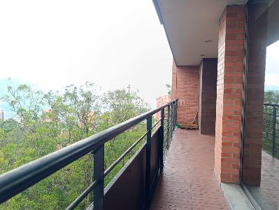 Apartamento de 2 alcobas en arriendo en Los Balsos, Medellín, 118 m² · foto 19 de 20