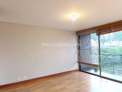 Apartamento de 2 alcobas en arriendo en Los Balsos, Medellín, 118 m² · foto 4 de 20