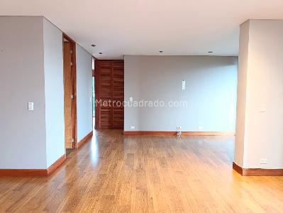 Apartamento de 2 alcobas en arriendo en Los Balsos, Medellín, 118 m² · foto 8 de 20