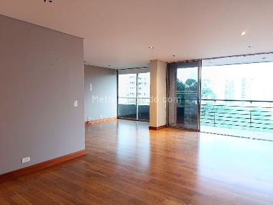 Apartamento de 2 alcobas en arriendo en Los Balsos, Medellín, 118 m² · foto 9 de 20