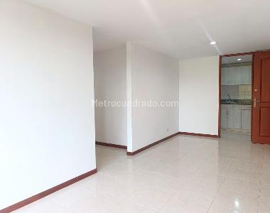 Apartamento de 3 alcobas en arriendo en Los Balsos, Medellín, 90 m² · foto 5 de 17
