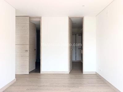 Apartamento de 1 alcoba en arriendo en Los Balsos, Medellín, 67 m² · foto 10 de 15