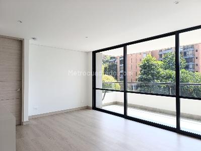 Apartamento de 1 alcoba en arriendo en Los Balsos, Medellín, 67 m² · foto 3 de 15