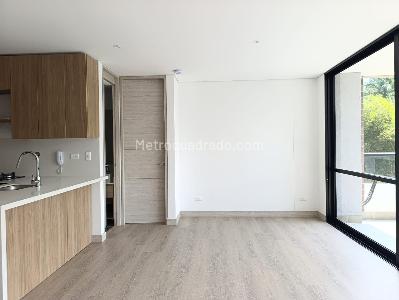 Apartamento de 1 alcoba en arriendo en Los Balsos, Medellín, 67 m² · foto 4 de 15
