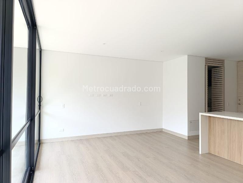 Estudio Amoblado de 1 Alcoba en El Poblado - 5