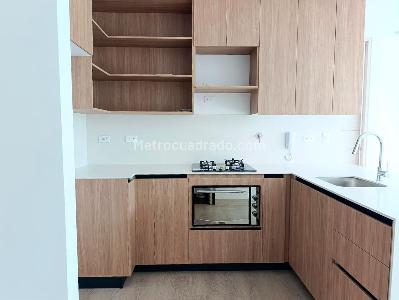 Apartamento de 1 alcoba en arriendo en Los Balsos, Medellín, 67 m² · foto 8 de 15