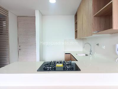 Apartamento de 1 alcoba en arriendo en El Poblado, Medellín, 67 m² · foto 10 de 17
