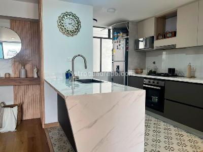 Apartamento en venta en Envigado, Envigado · foto 7 de 18