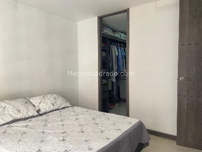 Apartamento de 3 alcobas en venta en Sabaneta, Sabaneta, 74 m² · foto 10 de 18