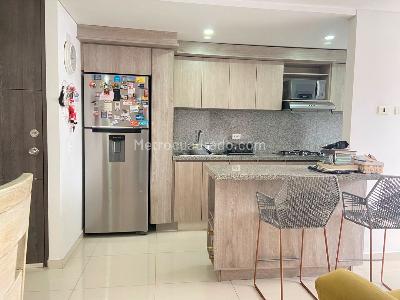 Apartamento de 3 alcobas en venta en Sabaneta, Sabaneta, 74 m² · foto 5 de 18